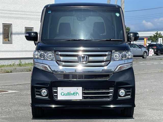 ホンダ Ｎ ＢＯＸ カスタム G Lパッケージ 道央・札幌 2017(平29)年 8.5万km クリスタルブラックパール ４WD/ワンオーナー/純正ディーラーOPナビ/CD/DVD/BT/フルセグ/横滑り防止装置/バックカメラ/ビルトインETC/ECONモード/アイドリングストップ/両側パワースライドドア/前席シートヒーター/ステアリングリモコン/プッシュスタート/スマートキー/HIDヘッドライト/オートライト/フォグランプ/電動格納ミラー/ウィンカーミラー/純正フロアマット/ドアバイザー/スペアキー