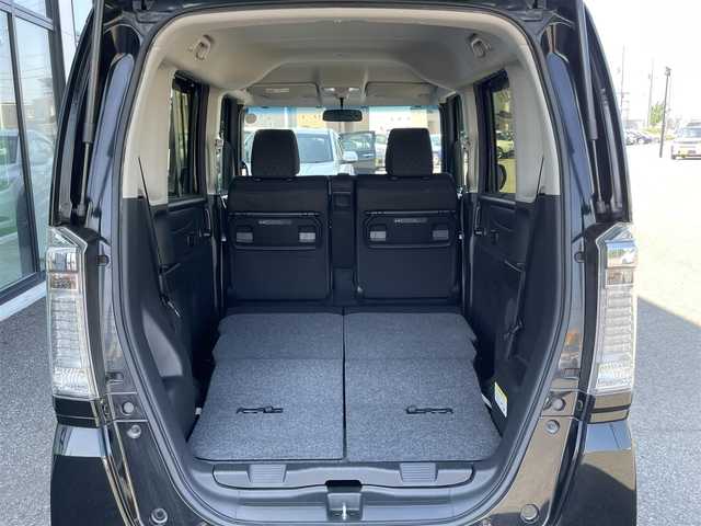 ホンダ Ｎ ＢＯＸ カスタム G Lパッケージ 道央・札幌 2017(平29)年 8.5万km クリスタルブラックパール ４WD/ワンオーナー/純正ディーラーOPナビ/CD/DVD/BT/フルセグ/横滑り防止装置/バックカメラ/ビルトインETC/ECONモード/アイドリングストップ/両側パワースライドドア/前席シートヒーター/ステアリングリモコン/プッシュスタート/スマートキー/HIDヘッドライト/オートライト/フォグランプ/電動格納ミラー/ウィンカーミラー/純正フロアマット/ドアバイザー/スペアキー