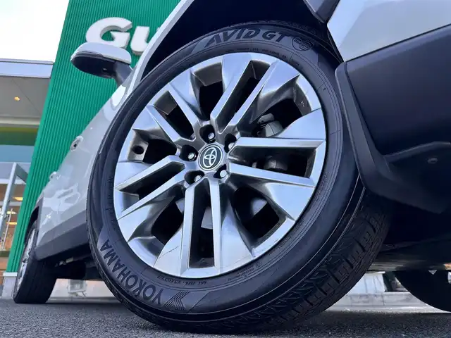 トヨタ ＲＡＶ４ G Zパッケージ 宮城県 2020(令2)年 3.6万km ホワイトパールクリスタルシャイン パノラマムーンルーフ/ワイヤレス充電/＝＝＝/セーフティセンス/・プリクラッシュセーフティ/・レーントレーシングアシスト/・レーダークルーズコントロール/・オートマチックハイビーム/・ロードサインアシスト/先行車発進告知/インテリジェントクリアランスソナー/リアクロストラフィックオートブレーキ/ブラインドスポットモニター/デジタルインナーミラー/純正9インチナビ（NSZT-Y68T）/・CD/DVD/・Bluetooth/・フルセグTV/バックカメラ/ビルトインETC/ドライブレコーダー/ハンズフリーパワーバックドア/ライトグレー合皮シート/メモリー機能付パワーシート（運転席）/シートヒーター/ステアリングヒーター/革巻きステアリング/ステアリングスイッチ/電動パーキングブレーキ/ブレーキホールド/LEDヘッドランプ/フォグランプ/オートライト/スマートキー＆プッシュスタート/電動格納ミラー/ルーフレール/純正19インチAW/純正ドアバイザー/純正フロアマット/W/サイド/カーテンエアバッグ