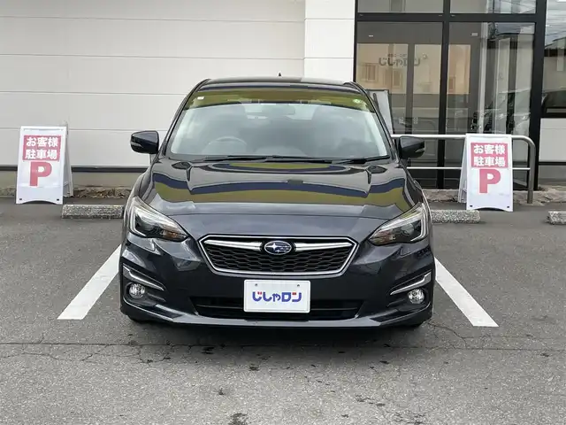 スバル インプレッサ スポーツ 2．0i－L アイサイト 青森県 2017(平29)年 9万km ダークグレーメタリック (株)IDOMが運営する【じしゃロン青森店】の自社ローン専用車両になりますこちらは現金、またはオートローンご利用時の価格です。自社ローンご希望の方は別途その旨お申付け下さい。/４WD/純正８インチSDナビ/　AM/FM/CD/DVD/Bluetooth/フルセグTV/バックカメラ/ビルトインETC/ドライブレコーダー/レーダークルーズコントロール/衝突被害軽減ブレーキ/レーンキープアシスト/横滑り防止装置/アイドリングストップ/オートライト/LEDヘッドライト/フォグランプ/スマートキー/プッシュスタート/電動格納ミラー/純正17インチAW/純正フロアマット/スペアキー