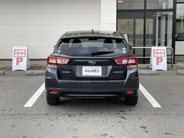 スバル インプレッサ スポーツ 2．0i－L アイサイト 青森県 2017(平29)年 9万km ダークグレーメタリック (株)IDOMが運営する【じしゃロン青森店】の自社ローン専用車両になりますこちらは現金、またはオートローンご利用時の価格です。自社ローンご希望の方は別途その旨お申付け下さい。/４WD/純正８インチSDナビ/　AM/FM/CD/DVD/Bluetooth/フルセグTV/バックカメラ/ビルトインETC/ドライブレコーダー/レーダークルーズコントロール/衝突被害軽減ブレーキ/レーンキープアシスト/横滑り防止装置/アイドリングストップ/オートライト/LEDヘッドライト/フォグランプ/スマートキー/プッシュスタート/電動格納ミラー/純正17インチAW/純正フロアマット/スペアキー