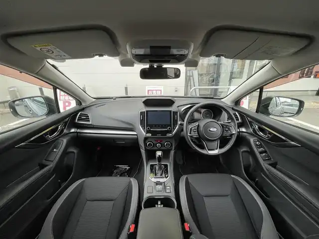 スバル インプレッサ スポーツ 2．0i－L アイサイト 青森県 2017(平29)年 9万km ダークグレーメタリック (株)IDOMが運営する【じしゃロン青森店】の自社ローン専用車両になりますこちらは現金、またはオートローンご利用時の価格です。自社ローンご希望の方は別途その旨お申付け下さい。/４WD/純正８インチSDナビ/　AM/FM/CD/DVD/Bluetooth/フルセグTV/バックカメラ/ビルトインETC/ドライブレコーダー/レーダークルーズコントロール/衝突被害軽減ブレーキ/レーンキープアシスト/横滑り防止装置/アイドリングストップ/オートライト/LEDヘッドライト/フォグランプ/スマートキー/プッシュスタート/電動格納ミラー/純正17インチAW/純正フロアマット/スペアキー