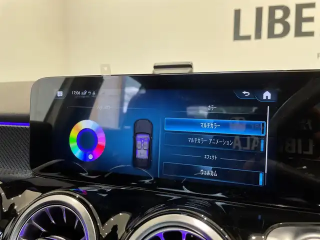 メルセデス・ベンツ Ｍ・ベンツ ＧＬＢ２００ｄ 4マチック AMGライン 福岡県 2022(令4)年 1.4万km ポーラホワイト 純正ナビ　/フルセグ　/サンルーフ　/ＡＣＣ　/レーンキープ　/ＢＳＭ　/３６０°カメラ　/前後ソナー　/パーキングアシスト　/ハーフレザーシート　/シートヒーター　/アンビエントライト　/ＬＥＤライト　/純正１９インチＡＷ