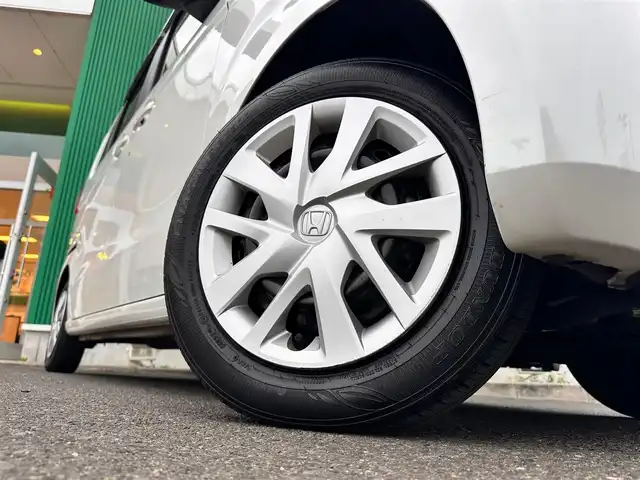 ホンダ Ｎ ＢＯＸ L 宮城県 2022(令4)年 1.7万km プラチナホワイトパール リア右側パワースライドドア/前席用i-サイドエアバッグシステム＋サイドカーテンエアバッグシステム(前席/後席対応)/＝＝＝/ホンダセンシング/●衝突軽減ブレーキ（CMBS）/●誤発進抑制機能/●歩行者事故低減ステアリング/●路外逸脱抑制機能/●渋滞追従機能付アダプティブクルーズコントロール（ACC）/●車線維持支援システム（LKAS）/●先行車発進お知らせ機能/●標識認識機能/●後方誤発進抑制機能/●オートハイビーム/リアパーキングセンサー/純正ナビ（VXM-234VFi）/・CD/DVD/・Bluetooth/・フルセグTV/バックカメラ/ビルトインETC/ドライブレコーダー/両側パワースライドドア/シートヒーター/ステアリングスイッチ/電動パーキングブレーキ/ブレーキホールド/LEDヘッドランプ/オートライト/スマートキー＆プッシュスタート/電動格納ミラー/フロアマット/ドアバイザー/W/サイド/カーテンエアバッグ