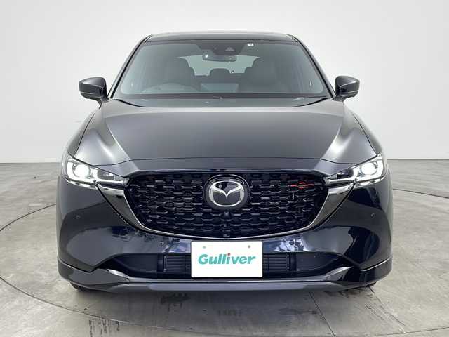 マツダ ＣＸ－５ XD スポーツアピアランス 兵庫県 2022(令4)年 4万km ジェットブラックマイカ ・10.25インチセンターディスプレイ/BT/USB/AppleCarPlay/AndroidAuto/・地上デジタルＴＶチューナー（フルセグ）/・BOSEサウンドシステム/・電動スライドガラスサンルーフ（チルトアップ機構付）/・ETC/・アダプティブLEDヘッドライト/・スマートブレーキサポート/・誤発進抑制制御/・スマートシティブレーキサポート/・マツダレーダークルーズコントロール/・クルージング＆トラフィック・サポート/・レーンキープアシストシステム/・車線逸脱警報システム/・３６０°ビューモニター/・ドライバーアテンションアラート/・交通標識認識システム/・リアクロストラフィックアラート/・ブラインドスポットモニタリング/・置くだけ充電/・レザーシート/・前席パワーシート/・前席シートヒーター/・ステアリングヒーター/・パドルシフト/・ヘッドアップディスプレイ/・純正19インチアルミホイール/・アドバンストキーレスエントリーシステム