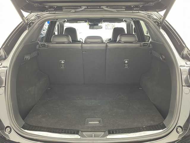 マツダ ＣＸ－５ XD スポーツアピアランス 兵庫県 2022(令4)年 4万km ジェットブラックマイカ ・10.25インチセンターディスプレイ/BT/USB/AppleCarPlay/AndroidAuto/・地上デジタルＴＶチューナー（フルセグ）/・BOSEサウンドシステム/・電動スライドガラスサンルーフ（チルトアップ機構付）/・ETC/・アダプティブLEDヘッドライト/・スマートブレーキサポート/・誤発進抑制制御/・スマートシティブレーキサポート/・マツダレーダークルーズコントロール/・クルージング＆トラフィック・サポート/・レーンキープアシストシステム/・車線逸脱警報システム/・３６０°ビューモニター/・ドライバーアテンションアラート/・交通標識認識システム/・リアクロストラフィックアラート/・ブラインドスポットモニタリング/・置くだけ充電/・レザーシート/・前席パワーシート/・前席シートヒーター/・ステアリングヒーター/・パドルシフト/・ヘッドアップディスプレイ/・純正19インチアルミホイール/・アドバンストキーレスエントリーシステム