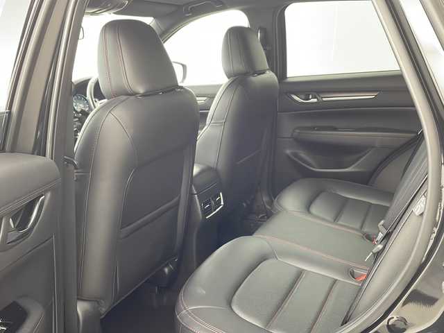 マツダ ＣＸ－５ XD スポーツアピアランス 兵庫県 2022(令4)年 4万km ジェットブラックマイカ ・10.25インチセンターディスプレイ/BT/USB/AppleCarPlay/AndroidAuto/・地上デジタルＴＶチューナー（フルセグ）/・BOSEサウンドシステム/・電動スライドガラスサンルーフ（チルトアップ機構付）/・ETC/・アダプティブLEDヘッドライト/・スマートブレーキサポート/・誤発進抑制制御/・スマートシティブレーキサポート/・マツダレーダークルーズコントロール/・クルージング＆トラフィック・サポート/・レーンキープアシストシステム/・車線逸脱警報システム/・３６０°ビューモニター/・ドライバーアテンションアラート/・交通標識認識システム/・リアクロストラフィックアラート/・ブラインドスポットモニタリング/・置くだけ充電/・レザーシート/・前席パワーシート/・前席シートヒーター/・ステアリングヒーター/・パドルシフト/・ヘッドアップディスプレイ/・純正19インチアルミホイール/・アドバンストキーレスエントリーシステム
