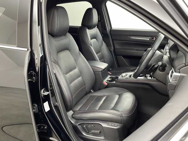 マツダ ＣＸ－５ XD スポーツアピアランス 兵庫県 2022(令4)年 4万km ジェットブラックマイカ ・10.25インチセンターディスプレイ/BT/USB/AppleCarPlay/AndroidAuto/・地上デジタルＴＶチューナー（フルセグ）/・BOSEサウンドシステム/・電動スライドガラスサンルーフ（チルトアップ機構付）/・ETC/・アダプティブLEDヘッドライト/・スマートブレーキサポート/・誤発進抑制制御/・スマートシティブレーキサポート/・マツダレーダークルーズコントロール/・クルージング＆トラフィック・サポート/・レーンキープアシストシステム/・車線逸脱警報システム/・３６０°ビューモニター/・ドライバーアテンションアラート/・交通標識認識システム/・リアクロストラフィックアラート/・ブラインドスポットモニタリング/・置くだけ充電/・レザーシート/・前席パワーシート/・前席シートヒーター/・ステアリングヒーター/・パドルシフト/・ヘッドアップディスプレイ/・純正19インチアルミホイール/・アドバンストキーレスエントリーシステム