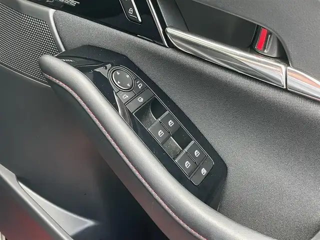 マツダ ＣＸ－３０ XD ブラックトーンエディション 佐賀県 2022(令4)年 4.1万km ソウルレッドクリスタルM BOSEプレミアムサウンド/i－ACTIVESENSE/・レーダークルーズコントロール/・レーンキープアシストシステム/・BSM　/スマートシティブレーキ/コーナーセンサー　/純正10.25センターディスプレイ　/・360°ビューモニター　/・フルセグTV/BT/CD/DVD/社外インナーミラー型前後ドラレコ　/純正エンジンスターター　/純正18インチAW/前席シートヒーター/運転席パワーシート/シートメモリ/革巻きステアリング/ステアリングヒーター/パドルシフト　/ETC/電動パーキングスイッチ/スペアキー×１/取扱説明書/保証書