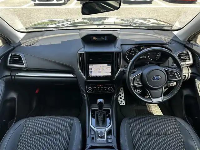 スバル フォレスター ハイブリッド アドバンス 東京都 2022(令4)年 1.3万km Ｄグリーン ワンオーナー/ALPINE製ナビ【7DXXF2】/(フルセグ/CD/DVD//Bluetooth/HDMI/Android Auto/Apple Car Play)/パワーバックドア/バック&サイドカメラ/アイサイトコアテクノロジー/・プリクラッシュブレーキ/・追従機能付クルーズコントロール/・後退時ブレーキアシスト/前後シートヒーター/純正ドライブレコーダー/前席パワーシート/運転席メモリーシート/革巻きステアリング/純正フロアマット/ドアハンドルプロテクター/ETC2.0/スペアキー×1/取扱説明書/保証書