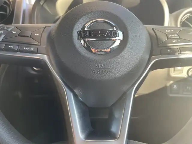 日産 ノート e－パワー X Bアロー 愛知県 2018(平30)年 1.9万km プレミアムコロナオレンジ/スーパーブラック 2トーン ナビ/フルセグTV/CD/DVD再生/Bluetooth接続/アラウンドビューモニター/バックモニター/エマージェンシーブレーキ/レーダークルーズコントロール/ステアリングスイッチ/コーナーセンサー/純正15インチアルミホイール/純正LEDヘッドライト/インテリジェントルームミラー/スマートキー/プッシュスタート/オートライト