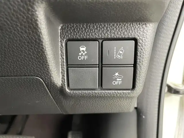 ホンダ Ｎ ＢＯＸ カスタム G L ホンダセンシング 富山県 2018(平30)年 3.7万km プレミアムホワイトパールⅡ 純正メモリナビ  VXM-185VFi/フルセグTV/CD/DVD/Bluetooth/バックカメラ/ETC/スマートキー/プッシュスタート/片側パワースライドドア/LEDオートライト/純正フロアマット/ドアバイザー/衝突被害軽減ブレーキ/レーンキープアシスト/コーナーセンサー