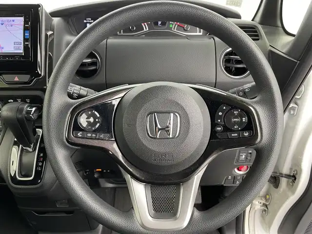 ホンダ Ｎ ＢＯＸ カスタム G L ホンダセンシング 富山県 2018(平30)年 3.7万km プレミアムホワイトパールⅡ 純正メモリナビ  VXM-185VFi/フルセグTV/CD/DVD/Bluetooth/バックカメラ/ETC/スマートキー/プッシュスタート/片側パワースライドドア/LEDオートライト/純正フロアマット/ドアバイザー/衝突被害軽減ブレーキ/レーンキープアシスト/コーナーセンサー