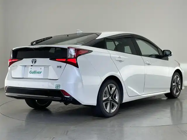 トヨタ プリウス A ツーリングセレクション 愛知県 2020(令2)年 5.1万km プラチナホワイトパールマイカ アドバンストパーク/純正ナビ/トヨタセーフティセンス/アラウンドビューモニター/ヘッドアップディスプレイ/ブラインドスポットモニター/パーキングアシスト/AC100V電源/パワーシート/LEDオートライト/フォグランプ/レーダークルーズコントロール/シートヒーター/純正アルミホイール/ETC/ドライブレコーダー/フルセグTV/DVD/衝突被害軽減ブレーキ/純正フロアマット/コーナーセンサー/禁煙車