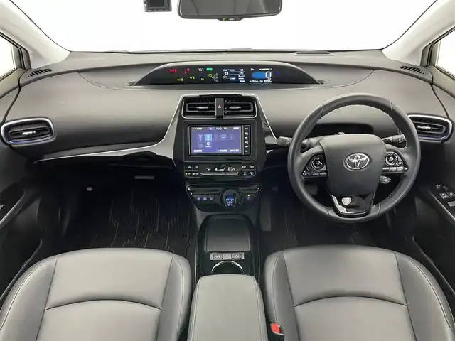 トヨタ プリウス A ツーリングセレクション 愛知県 2020(令2)年 5.1万km プラチナホワイトパールマイカ アドバンストパーク/純正ナビ/トヨタセーフティセンス/アラウンドビューモニター/ヘッドアップディスプレイ/ブラインドスポットモニター/パーキングアシスト/AC100V電源/パワーシート/LEDオートライト/フォグランプ/レーダークルーズコントロール/シートヒーター/純正アルミホイール/ETC/ドライブレコーダー/フルセグTV/DVD/衝突被害軽減ブレーキ/純正フロアマット/コーナーセンサー/禁煙車
