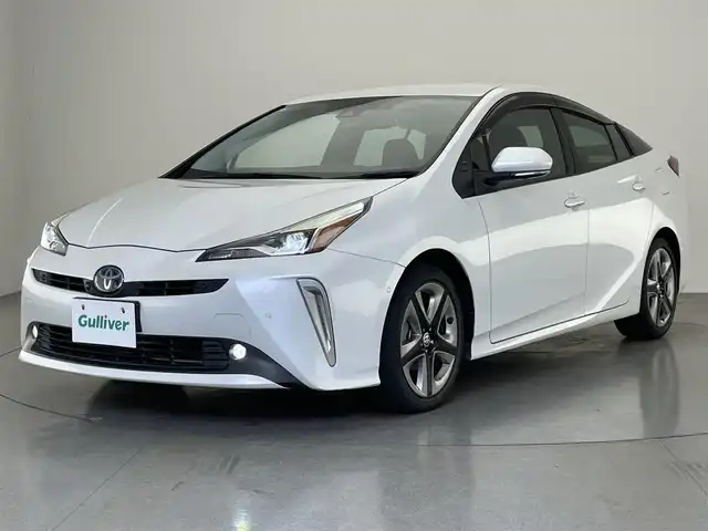 トヨタ プリウス A ツーリングセレクション 愛知県 2020(令2)年 5.1万km プラチナホワイトパールマイカ アドバンストパーク/純正ナビ/トヨタセーフティセンス/アラウンドビューモニター/ヘッドアップディスプレイ/ブラインドスポットモニター/パーキングアシスト/AC100V電源/パワーシート/LEDオートライト/フォグランプ/レーダークルーズコントロール/シートヒーター/純正アルミホイール/ETC/ドライブレコーダー/フルセグTV/DVD/衝突被害軽減ブレーキ/純正フロアマット/コーナーセンサー/禁煙車