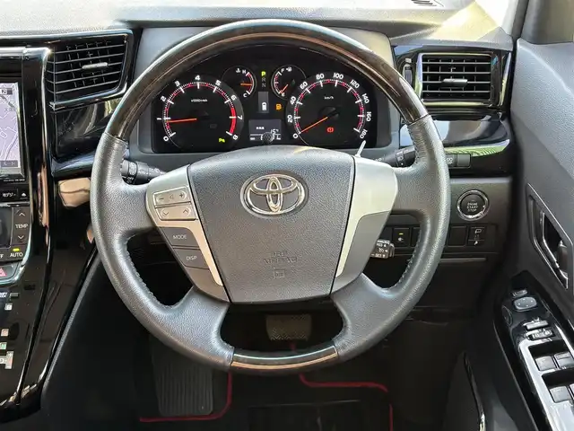 トヨタ アルファード 240S タイプゴールド 福岡県 2012(平24)年 6.5万km 黒 ALPINE10.2型フリップダウンモニター/ALPINE9型ナビ（BT/フルセグ/DISC)/Bカメラ/両側パワースライドドア/電動リアゲート/クルーズコントロール/LEDヘッドライト/オートライト/ハーフレザーシート/純正18インチAW/ステアリングスイッチ/ドライブレコーダー/横滑り防止装置/コーナーセンサー/盗難防止装置/スマートキー/ETC