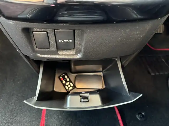 トヨタ アルファード 240S タイプゴールド 福岡県 2012(平24)年 6.5万km 黒 ALPINE10.2型フリップダウンモニター/ALPINE9型ナビ（BT/フルセグ/DISC)/Bカメラ/両側パワースライドドア/電動リアゲート/クルーズコントロール/LEDヘッドライト/オートライト/ハーフレザーシート/純正18インチAW/ステアリングスイッチ/ドライブレコーダー/横滑り防止装置/コーナーセンサー/盗難防止装置/スマートキー/ETC