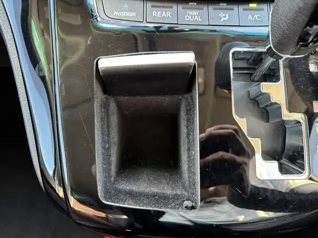 トヨタ アルファード 240S タイプゴールド 福岡県 2012(平24)年 6.5万km 黒 ALPINE10.2型フリップダウンモニター/ALPINE9型ナビ（BT/フルセグ/DISC)/Bカメラ/両側パワースライドドア/電動リアゲート/クルーズコントロール/LEDヘッドライト/オートライト/ハーフレザーシート/純正18インチAW/ステアリングスイッチ/ドライブレコーダー/横滑り防止装置/コーナーセンサー/盗難防止装置/スマートキー/ETC