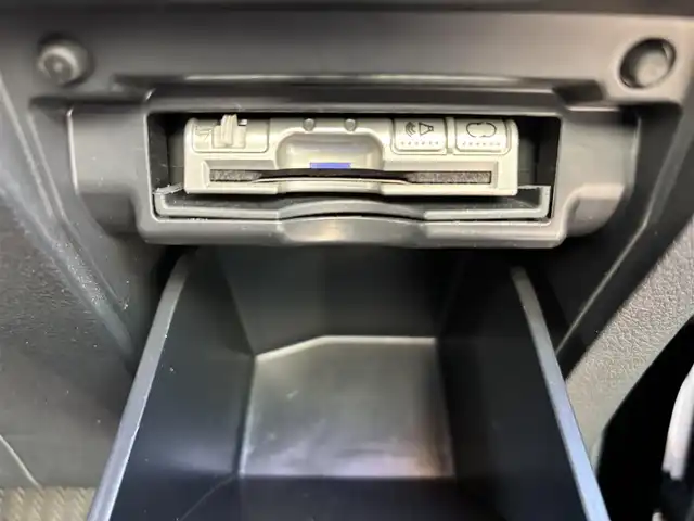 トヨタ アルファード 240S タイプゴールド 福岡県 2012(平24)年 6.5万km 黒 ALPINE10.2型フリップダウンモニター/ALPINE9型ナビ（BT/フルセグ/DISC)/Bカメラ/両側パワースライドドア/電動リアゲート/クルーズコントロール/LEDヘッドライト/オートライト/ハーフレザーシート/純正18インチAW/ステアリングスイッチ/ドライブレコーダー/横滑り防止装置/コーナーセンサー/盗難防止装置/スマートキー/ETC