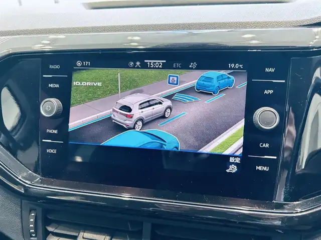 フォルクスワーゲン Ｔ－クロス TSI 1stプラス 大阪府 2021(令3)年 3.7万km 白 ワンオーナー/純正ナビ/TV/バックカメラ/applecarplay/ACC/ブラインドスポット/クリアランスソナー/パドルシフト/ハーフ革/ルーフレール/ワイヤレス充電/ETC/純正18インチAW/LEDヘッドライト