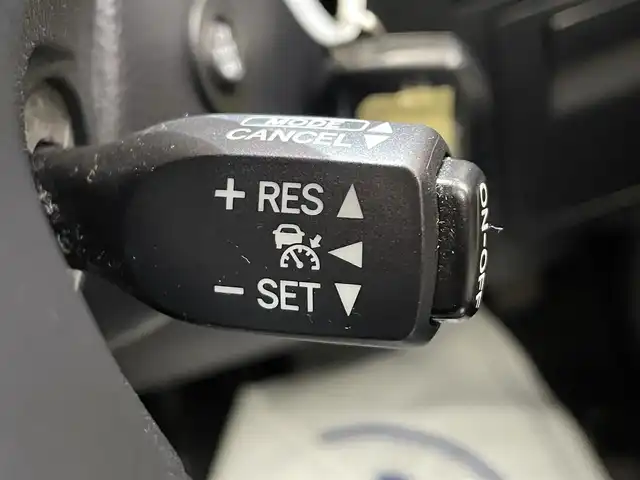 トヨタ アルファードハイブリット エグゼクティブ ラウンジ 岩手県 2015(平27)年 4.3万km ホワイトパールクリスタルシャイン ワンオーナー/４WD/JBLプレミアムサウンドシステム/モデリスタエアロ/サンルーフ/両側パワースライドドア/パワーバックドア/後席モニター/後席エアコン/100Ｖ電源/MTモード付AT/プリクラッシュセーフティ/クリアランスソナー/全周囲カメラ/横滑り防止装置/オートライト/オートハイビーム/アイドリングストップ/パワーシート/シートヒーター/エアシート/ステアリングヒーター/オールオートパワーウィンドウ/ステアリングスイッチ