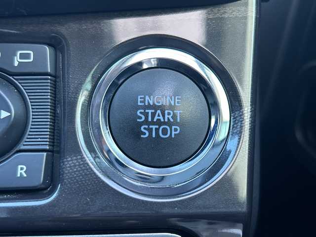 トヨタ クラウン アスリート S 群馬県 2015(平27)年 2.5万km ホワイトパールクリスタルシャイン ワンオーナー/社外SDナビ/　(AM/FM/DISC/SD/BT/TV)/バックカメラ/クルーズコントロール/ETC/HIDヘッドライト/LEDフォグライト/社外マフラーカッター/純正フロアマット/純正ドアバイザー/ドアミラーヒーター/革巻きステアリング/D/N側パワーシート/電動格納ミラー/保証書/スペアキー