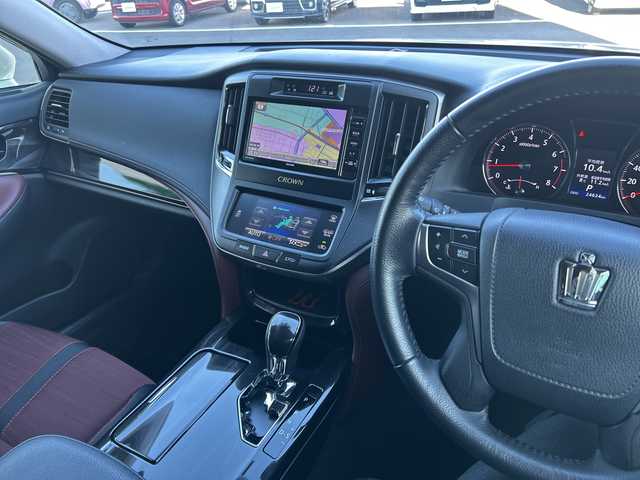 トヨタ クラウン アスリート S 群馬県 2015(平27)年 2.5万km ホワイトパールクリスタルシャイン ワンオーナー/社外SDナビ/　(AM/FM/DISC/SD/BT/TV)/バックカメラ/クルーズコントロール/ETC/HIDヘッドライト/LEDフォグライト/社外マフラーカッター/純正フロアマット/純正ドアバイザー/ドアミラーヒーター/革巻きステアリング/D/N側パワーシート/電動格納ミラー/保証書/スペアキー