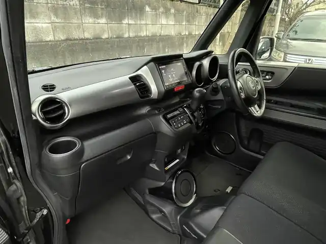 ホンダ Ｎ ＢＯＸ スラッシュ X 埼玉県 2014(平26)年 5.5万km スマートブラック ワンオーナー/純正ナビTV/シートヒーター（前席）/ステアリングヒーター/クルコン/電子制御パーキングブレーキ/プッシュスタート/PURE　sound　booth/バックカメラ/置型スマホ充電/USBポートｘ１/ＥＴＣ/オートライト/HIDヘッドライト/取扱説明書/保証書付整備手帳