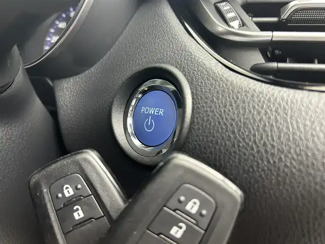 トヨタ Ｃ－ＨＲ G モード ネロセーフティプラスⅢ 群馬県 2023(令5)年 1.2万km ブラックマイカ 純正ＤＡ　全方位カメラ　衝突軽減システム　追従クルーズコントロール　ブラインドスポットモニター　オートハイビーム　アイドリングストップ　レーンアシスト　ドライブレコーダー　クリアランスソナー　禁煙車