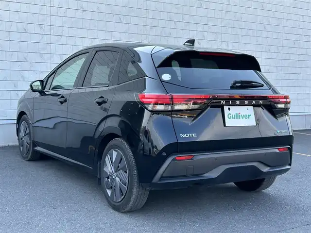 日産 ノート X 茨城県 2022(令4)年 7.1万km スーパーブラック エマージェンシーブレーキ/プロパイロット /純正ディスプレイオーディオ/　　BT/フルセグ/アラウンドビューモニター/インテリジェントクルーズコントロール/オートライト/スマートキー/ETC2.0