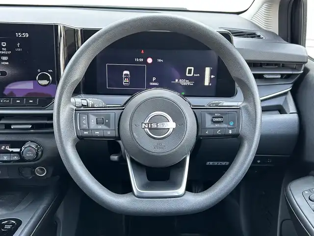 日産 ノート X 茨城県 2022(令4)年 7.1万km スーパーブラック エマージェンシーブレーキ/プロパイロット /純正ディスプレイオーディオ/　　BT/フルセグ/アラウンドビューモニター/インテリジェントクルーズコントロール/オートライト/スマートキー/ETC2.0