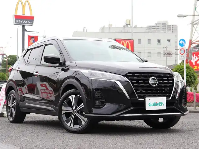 日産 キックス X 神奈川県 2021(令3)年 3.8万km ピュアブラック ワンオーナー/純正メモリナビ/フルセグテレビ/アダプティブクルーズコントロール/ドアバイザー/プッシュスタート/ETC/LEDヘッドライト/保証書/取説、ナビ説/スペアスマートキー/記録簿（R6）