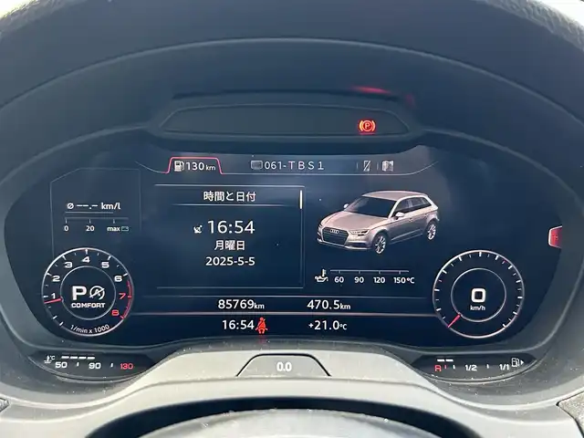 アウディ Ａ３ SB 1．4 TFSI スポーツ 茨城県 2018(平30)年 8.6万km グレイシアホワイトメタリック アシスタンスパッケージ/・サイドアシスト/・レーンアシスト/・リヤクロストラフィックアシスト/・ハイビームアシスト/コンビニエンスパッケージ/・アドバンストキー/・アウディパーキングシステム/・リヤビューカメラ/バーチャルコックピット/アウディプレセンス/アダプティブクルーズコントロール/純正ナビ/フルセグTV/BT/ハーフレザーシート/シートヒーター/パワーシート/LEDヘッドライト/パドルシフト/ドラレコ/禁煙車