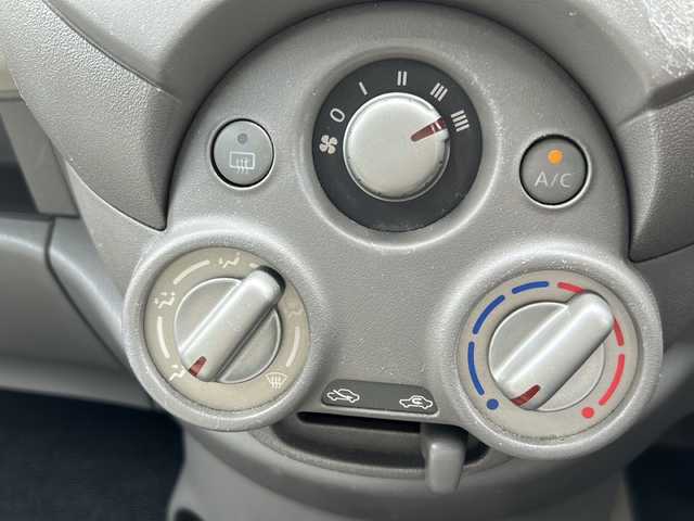 日産 マーチ 12X 福島県 2010(平22)年 7.3万km バーニングレッド 純正ナビ/(TV&BT&DVD.CD&AM.FM)/現状ナビ＆ワンセグ使用できます/ＥＴＣ/社外15inアルミホイール/ハロゲンライト/電動格納ミラー/スマートキー/プッシュスタート/Ｗエアバッグ/エンジンスターター/ＡＢＳ/ドアバイザー/純正フロアマット/保証書/取扱説明書