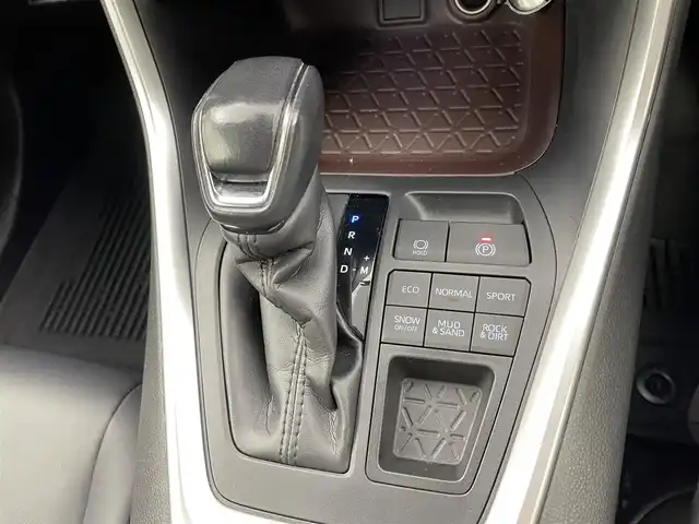 トヨタ ＲＡＶ４ G 福井県 2019(令1)年 4.8万km アティチュードブラックマイカ 純正ナビ/トヨタセーフティーセンス/プリクラッシュセーフティーシステム/横滑り防止装置/レーダークルーズコントロール/パワーバックドア/シートヒーター/ETC/LEDヘッドライト/バックカメラ
