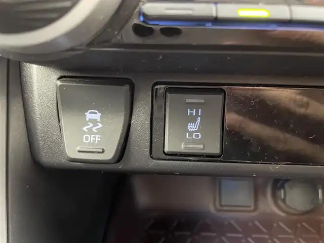 トヨタ ＲＡＶ４ G 福井県 2019(令1)年 4.8万km アティチュードブラックマイカ 純正ナビ/トヨタセーフティーセンス/プリクラッシュセーフティーシステム/横滑り防止装置/レーダークルーズコントロール/パワーバックドア/シートヒーター/ETC/LEDヘッドライト/バックカメラ