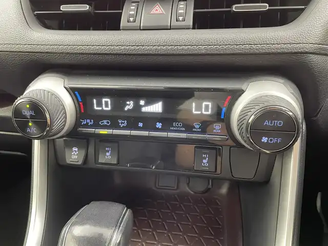 トヨタ ＲＡＶ４ G 福井県 2019(令1)年 4.8万km アティチュードブラックマイカ 純正ナビ/トヨタセーフティーセンス/プリクラッシュセーフティーシステム/横滑り防止装置/レーダークルーズコントロール/パワーバックドア/シートヒーター/ETC/LEDヘッドライト/バックカメラ