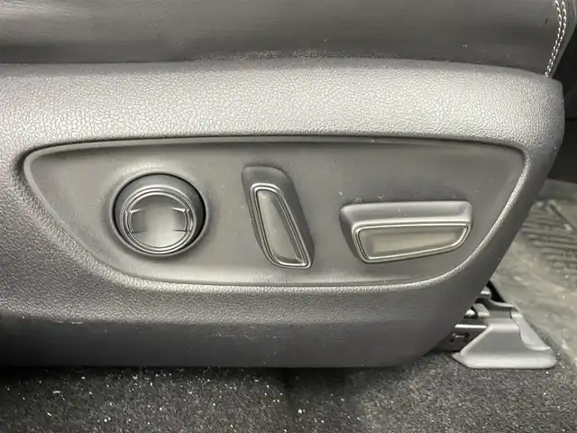 トヨタ ＲＡＶ４ G 福井県 2019(令1)年 4.8万km アティチュードブラックマイカ 純正ナビ/トヨタセーフティーセンス/プリクラッシュセーフティーシステム/横滑り防止装置/レーダークルーズコントロール/パワーバックドア/シートヒーター/ETC/LEDヘッドライト/バックカメラ