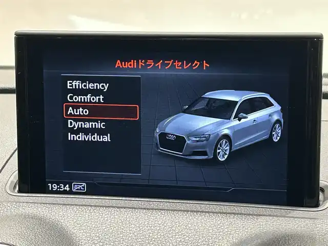 アウディ Ａ３ SB 30TFSI スポーツ 愛知県 2019(令1)年 4.3万km 赤 バーチャルコクピット　/ハーフレザー　/純正ナビ　/Ｂｌｕｅｔｏｏｔｈ　/フルセグＴＶ　/バックカメラ　/ＡＣＣ　/ＬＫＡ　/ＢＳＭ　/シートヒーター　/ドライブレコーダー　/ＥＴＣ２．０　/ＬＥＤヘッドライト　/パワーシート/アイドリングストップ/プッシュスタート/ウィンカーミラー