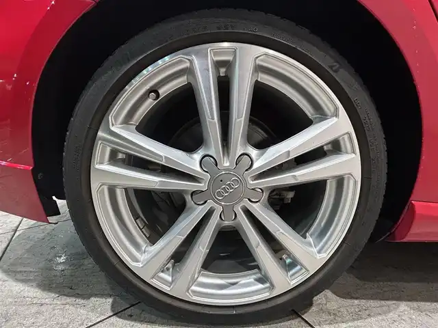 アウディ Ａ３ SB 30TFSI スポーツ 愛知県 2019(令1)年 4.3万km 赤 バーチャルコクピット　/ハーフレザー　/純正ナビ　/Ｂｌｕｅｔｏｏｔｈ　/フルセグＴＶ　/バックカメラ　/ＡＣＣ　/ＬＫＡ　/ＢＳＭ　/シートヒーター　/ドライブレコーダー　/ＥＴＣ２．０　/ＬＥＤヘッドライト　/パワーシート/アイドリングストップ/プッシュスタート/ウィンカーミラー