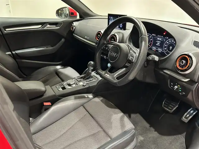 アウディ Ａ３ SB 30TFSI スポーツ 愛知県 2019(令1)年 4.3万km 赤 バーチャルコクピット　/ハーフレザー　/純正ナビ　/Ｂｌｕｅｔｏｏｔｈ　/フルセグＴＶ　/バックカメラ　/ＡＣＣ　/ＬＫＡ　/ＢＳＭ　/シートヒーター　/ドライブレコーダー　/ＥＴＣ２．０　/ＬＥＤヘッドライト　/パワーシート/アイドリングストップ/プッシュスタート/ウィンカーミラー