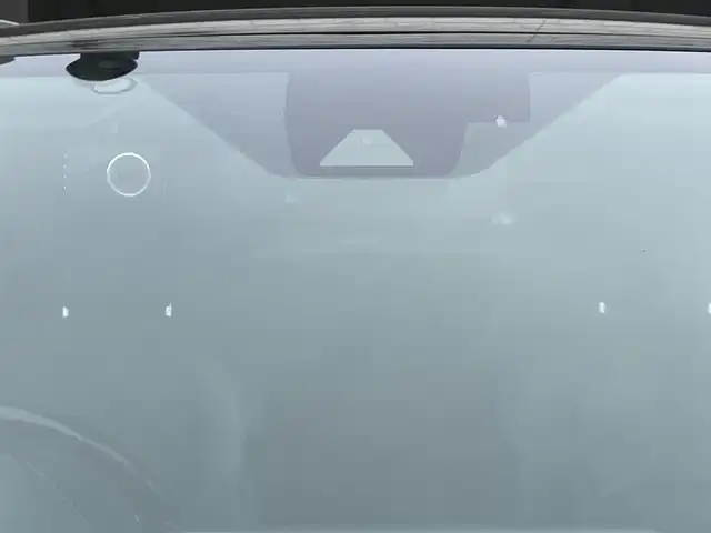 レクサス ＲＸ 200t バージョンL 栃木県 2017(平29)年 6.4万km グラファイトブラックガラスフレーク 禁煙車/メモリーナビ（Bluetooth/DVD/CD/HDMI/USB)/フルセグTV/パノラマサンルーフ/パノラミックビューモニター/ETC2.0/電動リアゲート/後席モニター/ハンドルヒーター/パワーシート(運転席/助手席)/シートヒーター(運転席/助手席)/エアシート(運転席/助手席)/レザーシート(本革)/ヘッドアップディスプレイ/ブラインドスポットモニター/クルーズコントロール追従走行有/コーナーセンサー前後/アイドリングストップ/横滑り防止装置/レーンキープアシスト/オートライト/オートマチックハイビーム/LEDヘッドライト/フロアマット/社外ドラレコ/保証書
