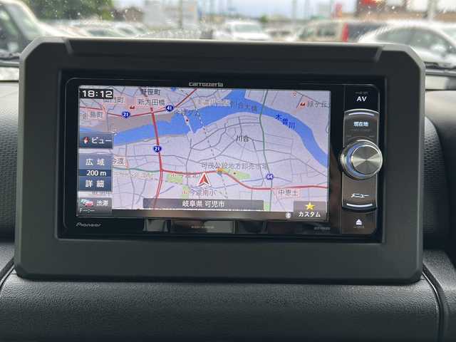 スズキ ジムニー XC 岐阜県 2023(令5)年 0.2万km ブルーイッシュブラックパール3 登録時1/858km/社外７インチナビ/ワンセグテレビ/Bluetooth/革巻きステアリング/４WD/バックカメラ/LEDライト/クルーズコントロール/純正アルミホイール/サイドアンダーミラー/シートヒーター/プッシュスタート/スマートキー/社外フロアマット/ドアバイザー