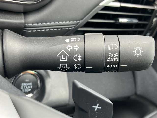 スバル アウトバック リミテッドEX 静岡県 2023(令5)年 0.6万km ベージュ エンジンスタートボタン/パワーステアリング/パワーウィンドウ/4WD/パドルシフト/スマートキー/スペアキー１本/オートエアコン/クルーズコントロール/ETC/USB入力端子/バック・サイドカメラ/純正11.6インチナビ(BT/フルセグ)/電動リアゲート/純正フロアマット/D席N席パワーシート/全席シートヒーター/ルーフレール/純正アルミホイール/ABS/横滑り防止装置/コーナーセンサー/レーンキープアシスト/盗難防止装置/オートライト/LEDヘッドライト/Wプラスサイドエアバック/衝突軽減システム/新世代アイサイト/ステアリングヒーター/デジタルインナーミラー