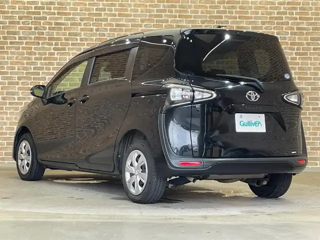 トヨタ シエンタ G 岩手県 2019(令1)年 9.3万km ブラックマイカ ４WD/両側パワースライドドア/寒冷地仕様/衝突被害軽減システム/レーンアシスト/オートマチックハイビーム/オートエアコン/横滑り防止装置/エンジンスターター/KENWOODナビ/フルセグTV/ヘッドライトレベライザー/15インチスチールホイール