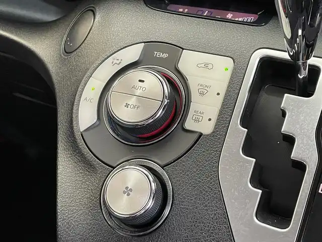 トヨタ シエンタ G 岩手県 2019(令1)年 9.3万km ブラックマイカ ４WD/両側パワースライドドア/寒冷地仕様/衝突被害軽減システム/レーンアシスト/オートマチックハイビーム/オートエアコン/横滑り防止装置/エンジンスターター/KENWOODナビ/フルセグTV/ヘッドライトレベライザー/15インチスチールホイール