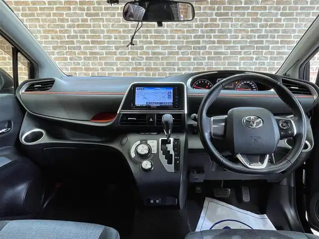 トヨタ シエンタ G 岩手県 2019(令1)年 9.3万km ブラックマイカ ４WD/両側パワースライドドア/寒冷地仕様/衝突被害軽減システム/レーンアシスト/オートマチックハイビーム/オートエアコン/横滑り防止装置/エンジンスターター/KENWOODナビ/フルセグTV/ヘッドライトレベライザー/15インチスチールホイール