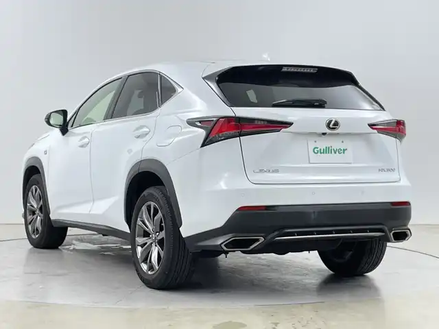レクサス ＮＸ 300 Fスポーツ 道央・札幌 2019(平31)年 3.4万km ホワイトノーヴァガラスフレーク ・４ＷＤ/ターボ/・レクサスセーフティシステムプラス/・レーダークルーズコントロール/・純正ドライブレコーダー/・純正ナビ・フルセグＴＶ/・ＤＶＤ・ＣＤ・ＢＴ・USB・ＳＤ・Miracast/・バックカメラ/サイドカメラ/・赤Ｘ黒レザーシート/・シートヒーター/エアシート/・パワーシート/・ステアリングヒーター/・LEDヘッドライト/・オートライト/オートハイビーム/・パワーバックドア/・イオンエアコン