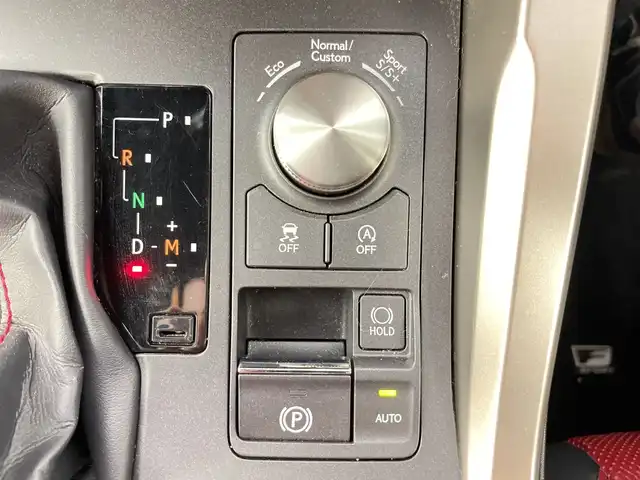 レクサス ＮＸ 300 Fスポーツ 道央・札幌 2019(平31)年 3.4万km ホワイトノーヴァガラスフレーク ・４ＷＤ/ターボ/・レクサスセーフティシステムプラス/・レーダークルーズコントロール/・純正ドライブレコーダー/・純正ナビ・フルセグＴＶ/・ＤＶＤ・ＣＤ・ＢＴ・USB・ＳＤ・Miracast/・バックカメラ/サイドカメラ/・赤Ｘ黒レザーシート/・シートヒーター/エアシート/・パワーシート/・ステアリングヒーター/・LEDヘッドライト/・オートライト/オートハイビーム/・パワーバックドア/・イオンエアコン